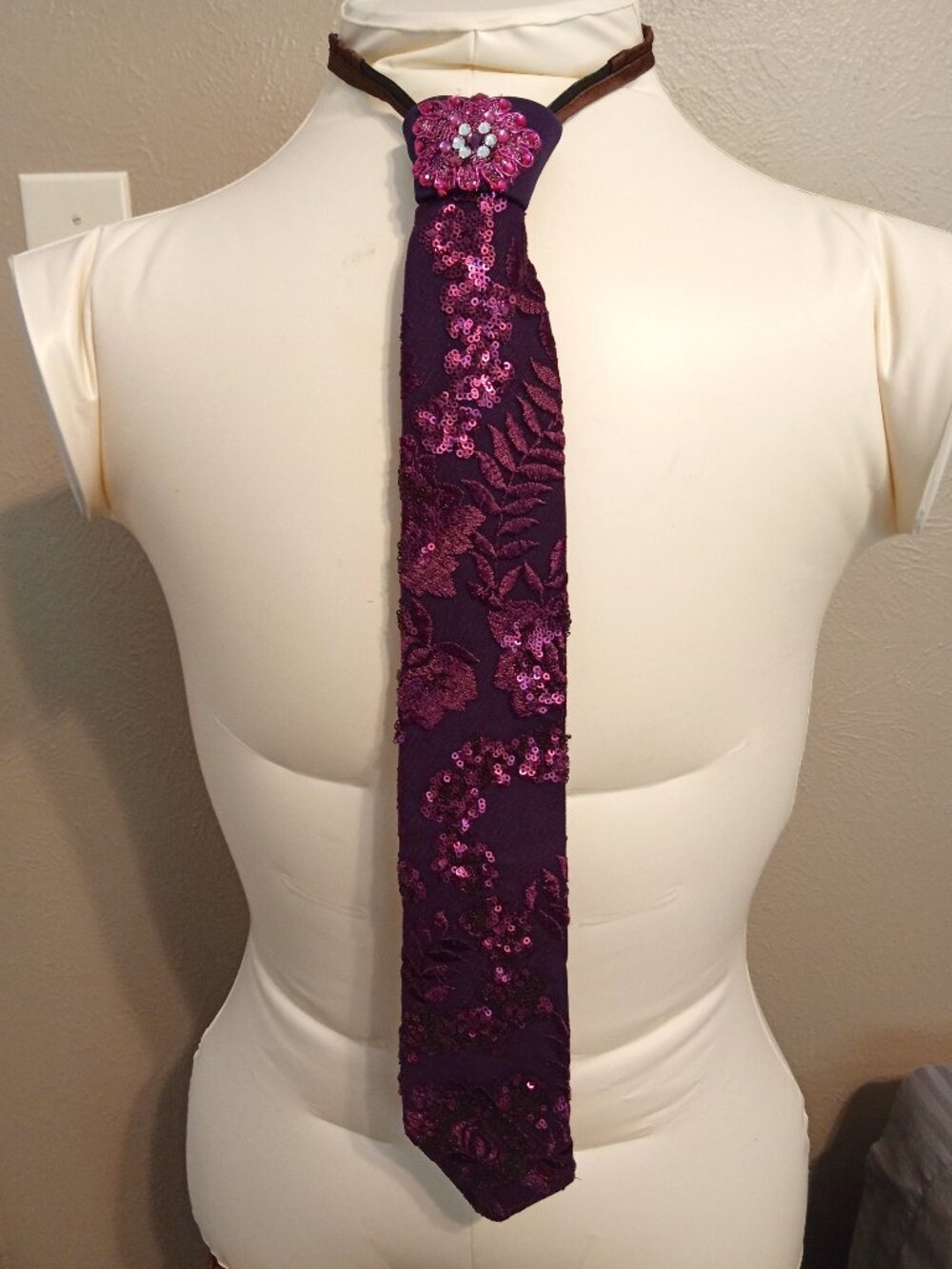 Dark Maroon / Wine Sparkly Sequin Zipper Tie - Costume, Dance, Parties